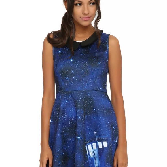 Doctor Who Galaxy TARDIS Dress -Large great condition- like new - Picture 6 of 12
